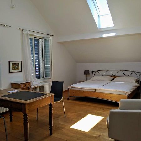 Rooms-Zimmer Neuhausen Am Rheinfall Extérieur photo